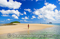 Beachcombing Whitsunday Islands Photo - Gary Bell