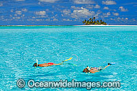 Snorkelling tropical Island Photo - Gary Bell