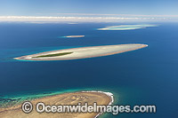 Polmaise Reef Masthead Island and Erskine Island Photo - Gary Bell