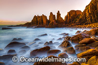 Pinnacles Port Phillip Island Photo - Gary Bell