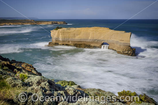 Bakers Oven Sea Stack photo