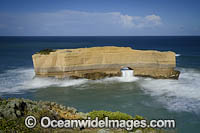 Bakers Oven Sea Stack Photo - Gary Bell