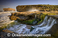 Bakers Oven Waterfall Photo - Gary Bell